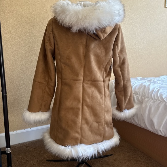 Fabulous Furs Cream and Brown Faux Fur Coat - Picture 2 of 5